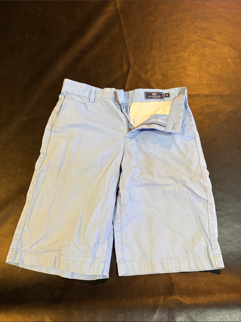 Vineyard Vines Light Blue Men’s Flat-Front Chino Shorts